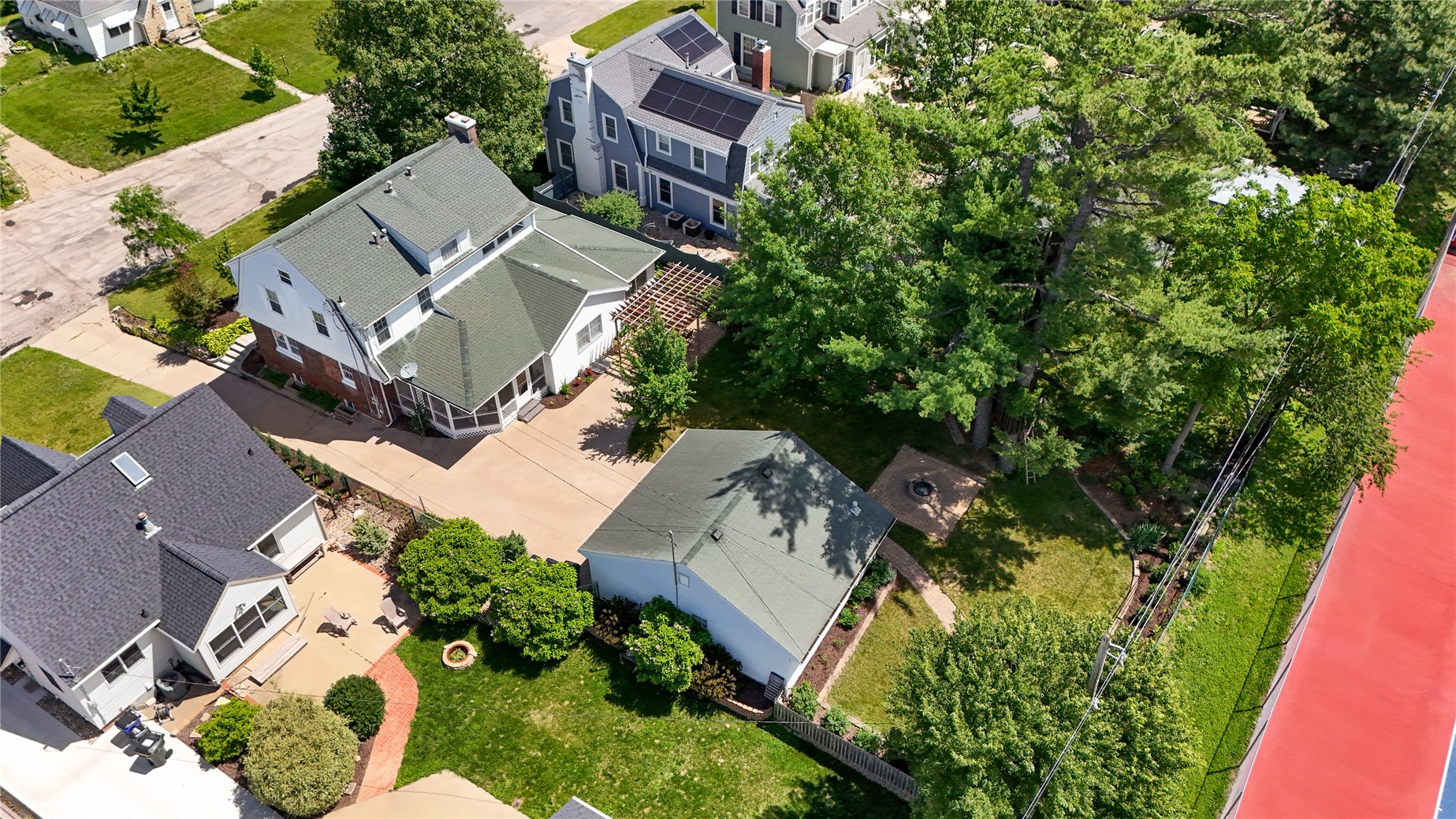 245 23rd Street Drive SE Cedar Rapids IA 52403