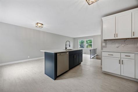 332 Crandall Drive NE Cedar Rapids IA 52402