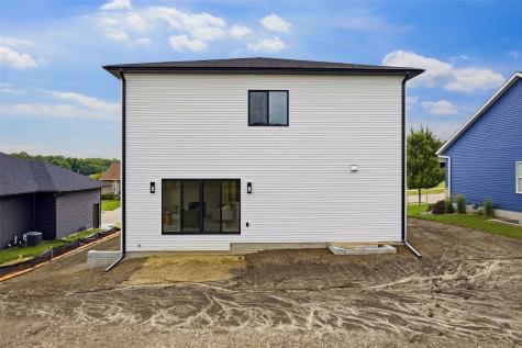 1615 38th Street SE Cedar Rapids IA 52403