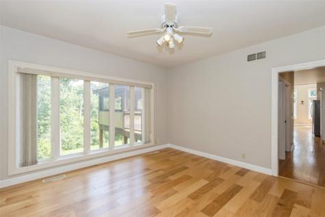 1916 Oak Knolls Court SE Cedar Rapids IA 52403