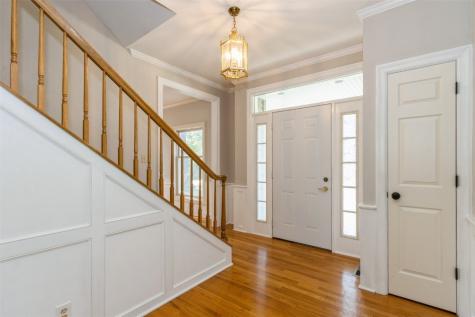 1916 Oak Knolls Court SE Cedar Rapids IA 52403