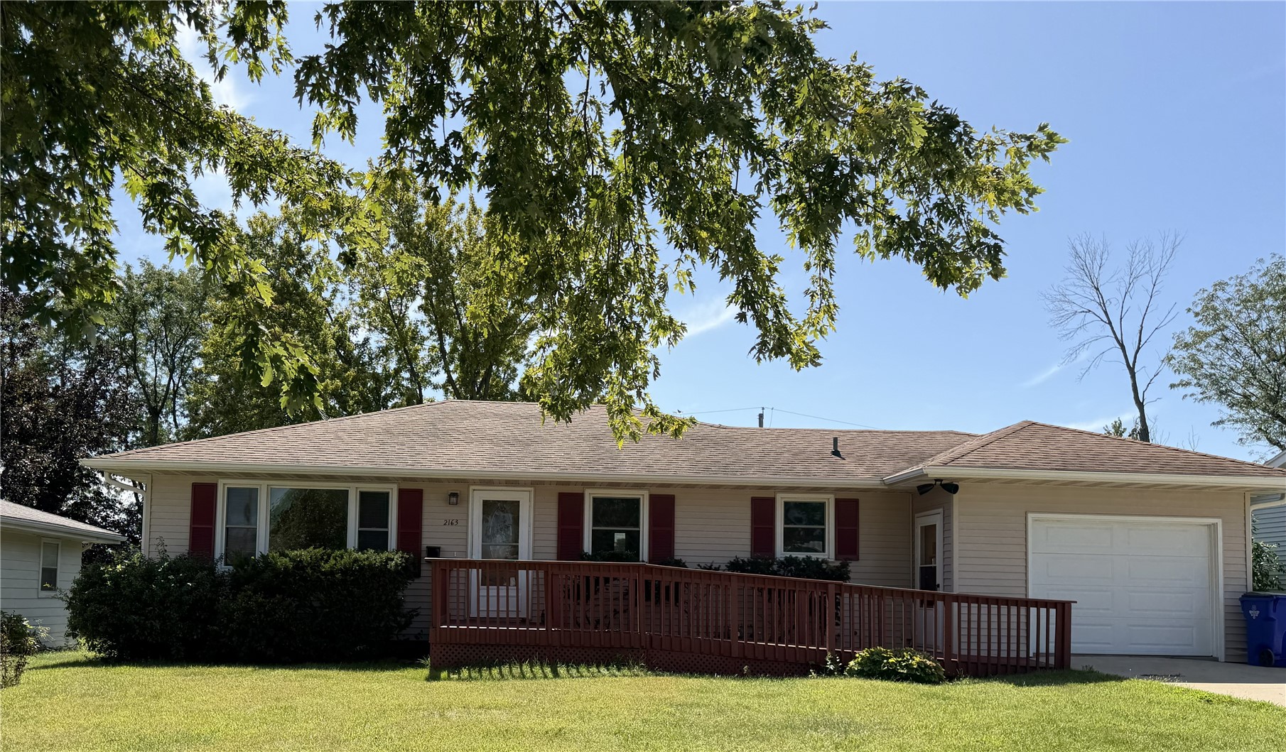 2163 42nd Street NE Cedar Rapids IA 52402