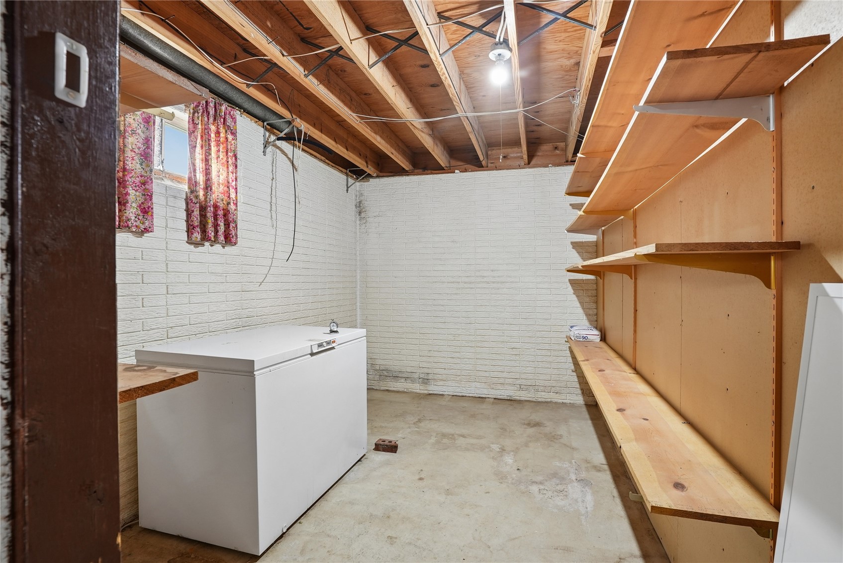 419 E 4th Street IA 50668