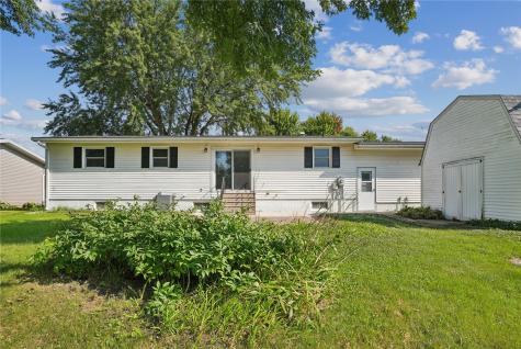 419 E 4th Street IA 50668