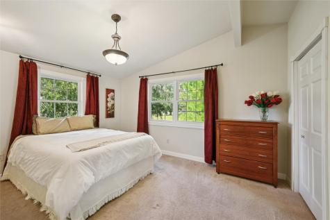 109 Elm Street Van Horne IA 52346