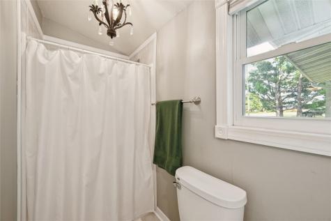 109 Elm Street Van Horne IA 52346