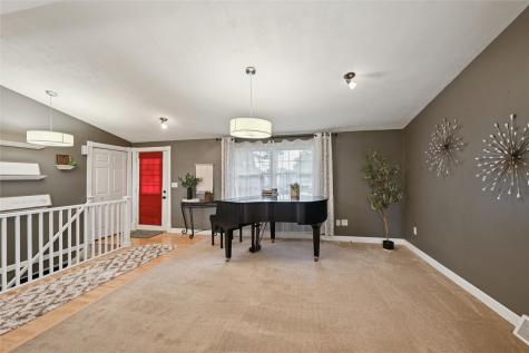 109 Elm Street Van Horne IA 52346