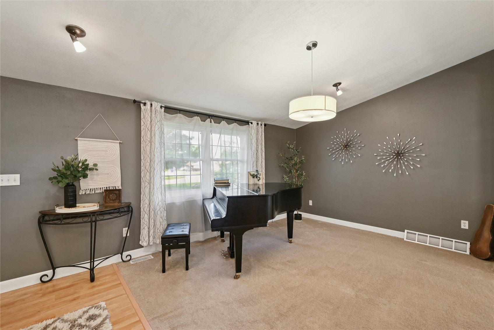 109 Elm Street Van Horne IA 52346