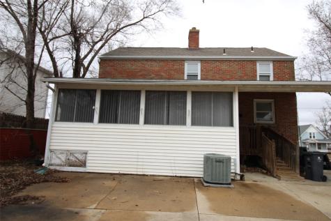 1421 1st Avenue SW Cedar Rapids IA 52404