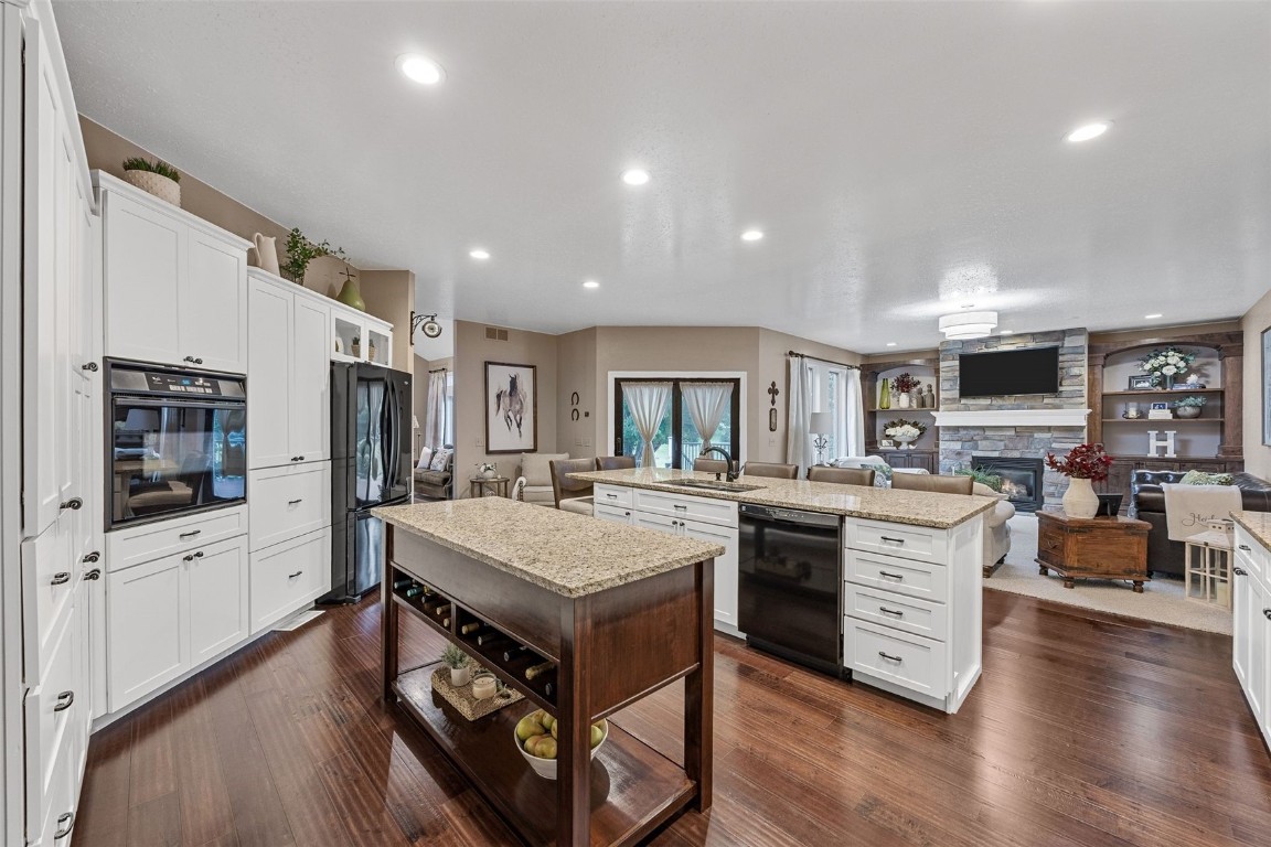 2470 Westwind Lane Cedar Rapids IA 52411