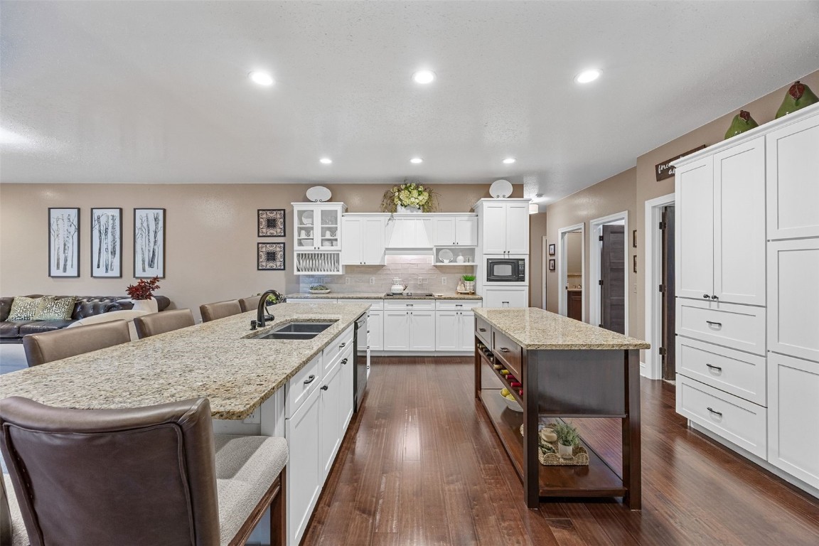 2470 Westwind Lane Cedar Rapids IA 52411
