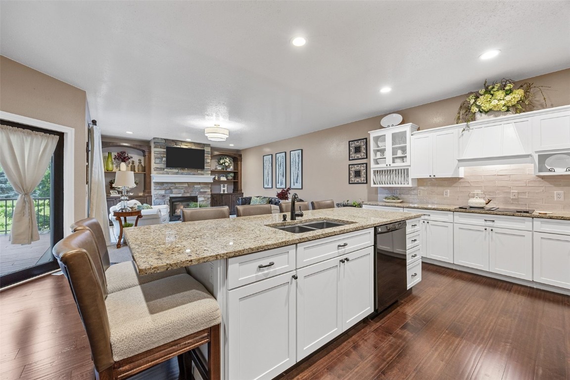 2470 Westwind Lane Cedar Rapids IA 52411