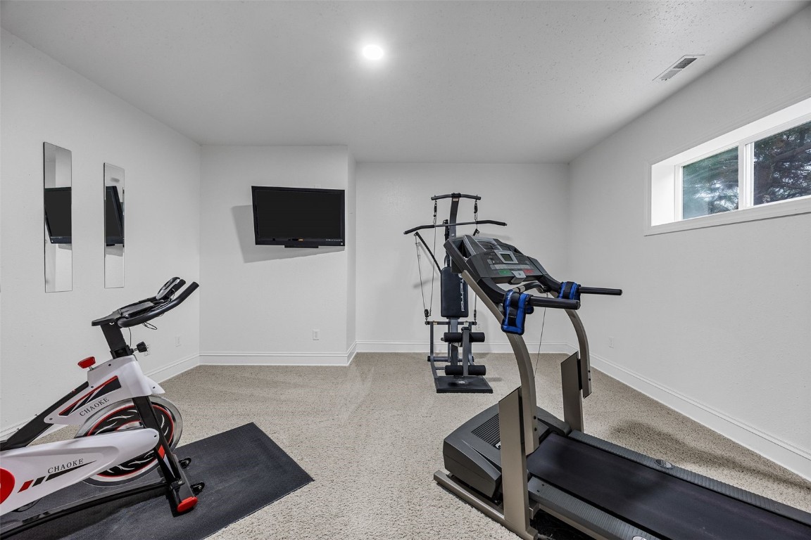 2470 Westwind Lane Cedar Rapids IA 52411