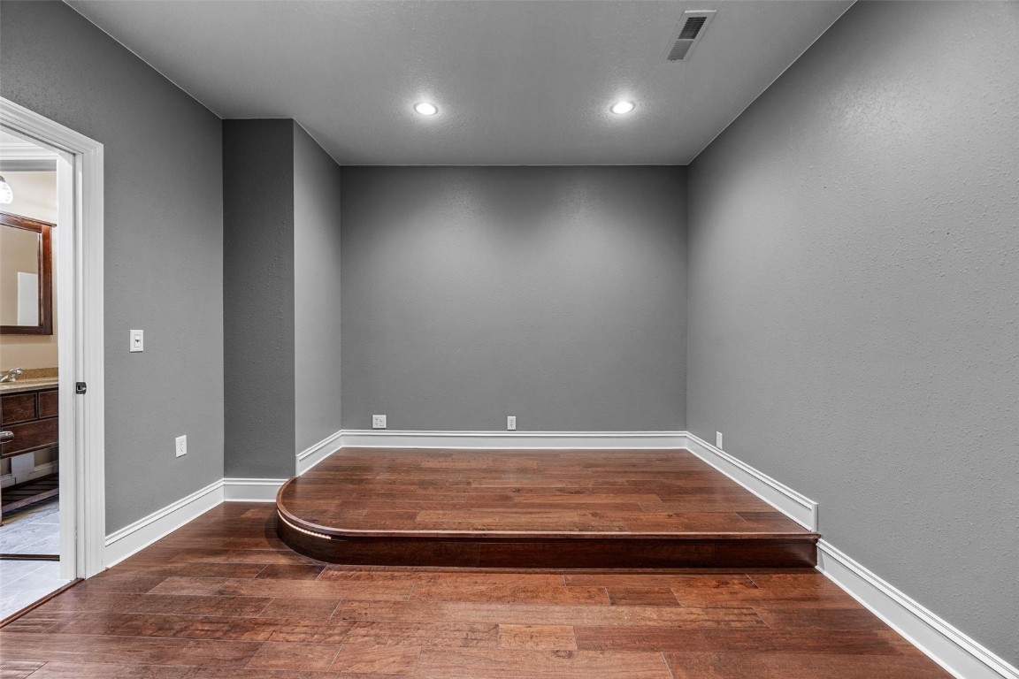 2470 Westwind Lane Cedar Rapids IA 52411