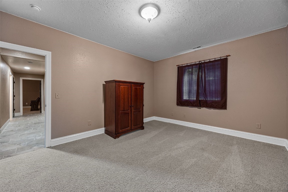 2470 Westwind Lane Cedar Rapids IA 52411