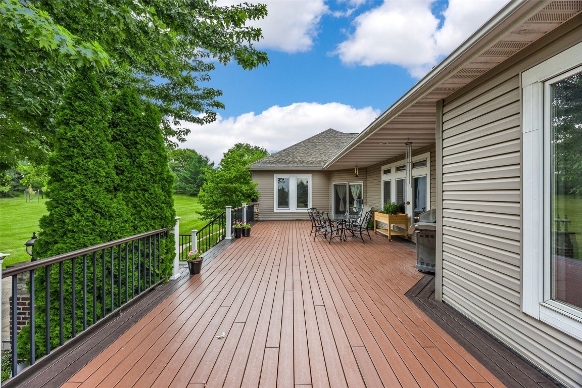 2470 Westwind Lane Cedar Rapids IA 52411