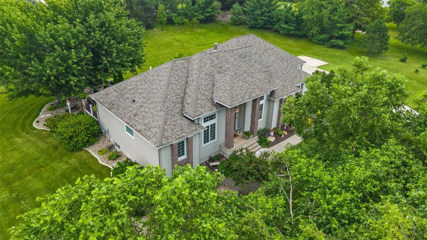 2470 Westwind Lane Cedar Rapids IA 52411