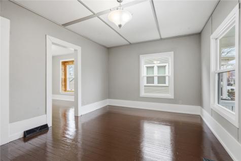 1431 5th Avenue SE Cedar Rapids IA 52403
