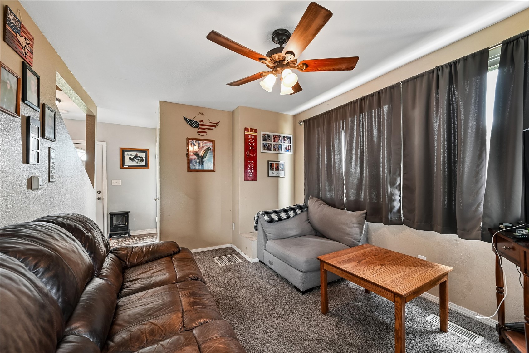 2797 Paris Road Central City IA 52214
