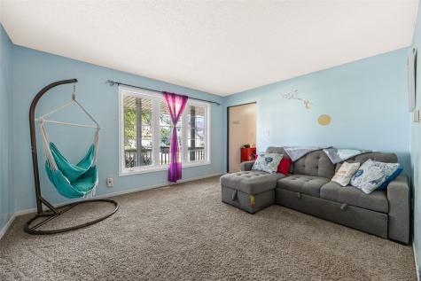 611 Deer Run Drive NE Cedar Rapids IA 52402