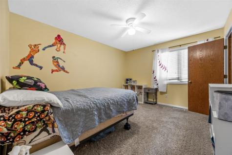 611 Deer Run Drive NE Cedar Rapids IA 52402