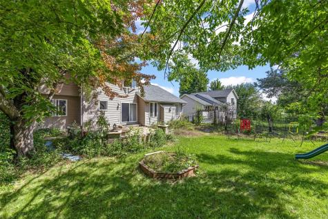 611 Deer Run Drive NE Cedar Rapids IA 52402