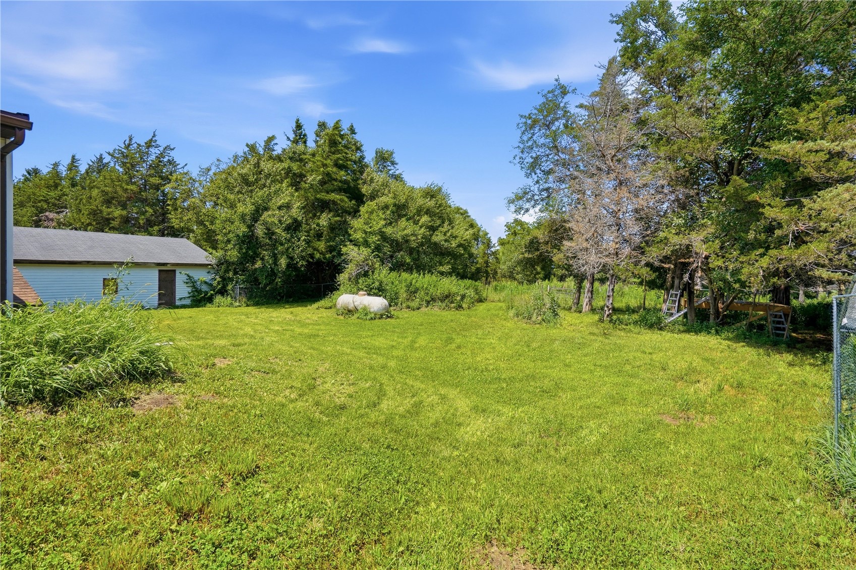 12039 Wright Road La Porte City IA 50651