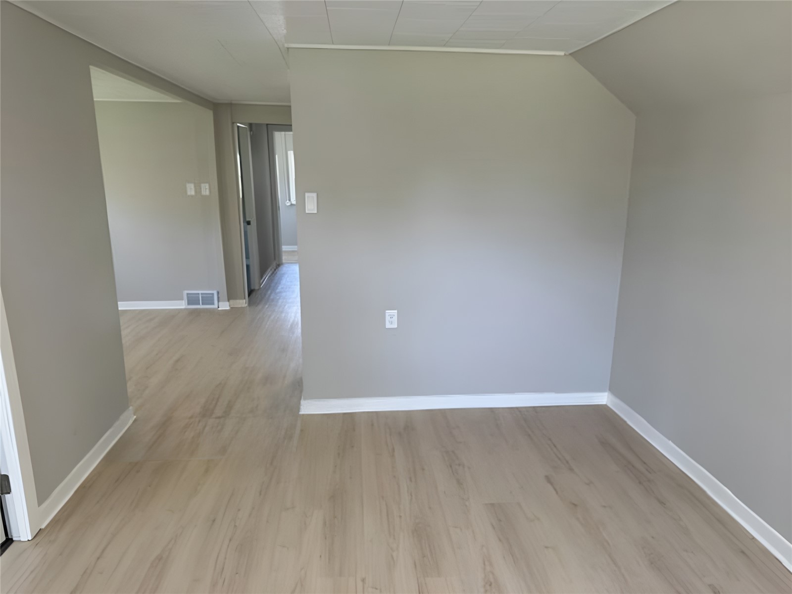 1116 15th Avenue SW Cedar Rapids IA 52404