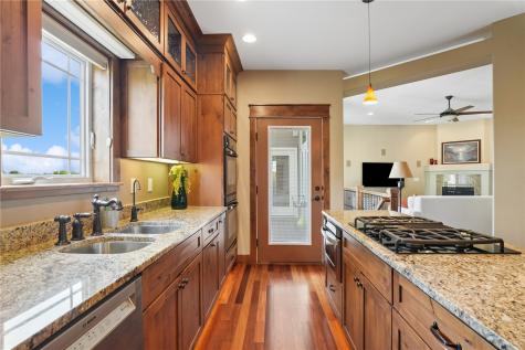 4060 Monarch Avenue Marion IA 52302