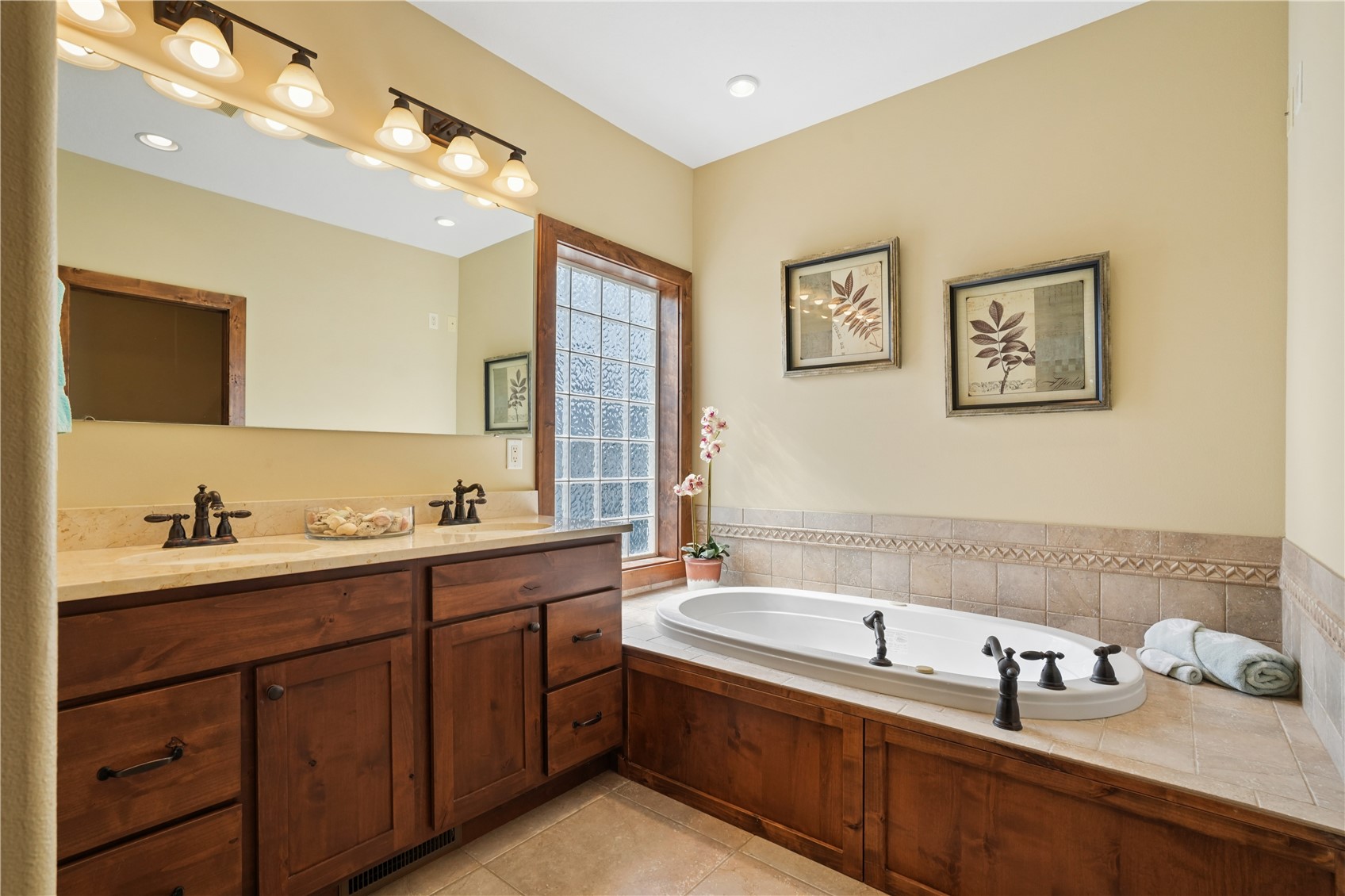 4060 Monarch Avenue Marion IA 52302