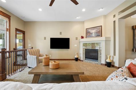 4060 Monarch Avenue Marion IA 52302