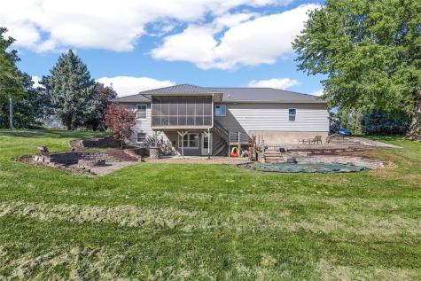 168 290th Street West Branch IA 52358
