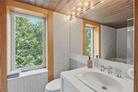 4248 Cottage Grove Parkway SE Cedar Rapids IA 52403