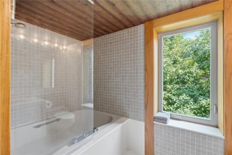 4248 Cottage Grove Parkway SE Cedar Rapids IA 52403