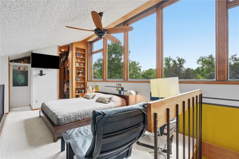 4248 Cottage Grove Parkway SE Cedar Rapids IA 52403
