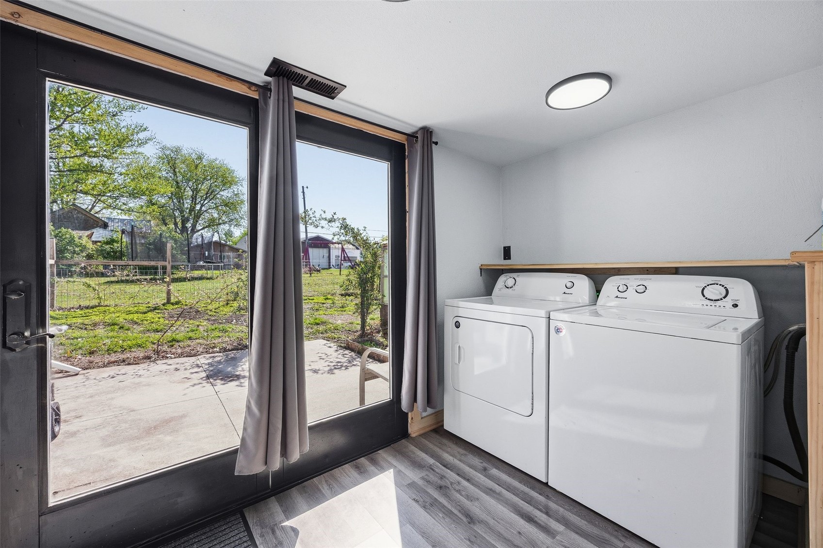 204 N Main Street Crawfordsville IA 52621