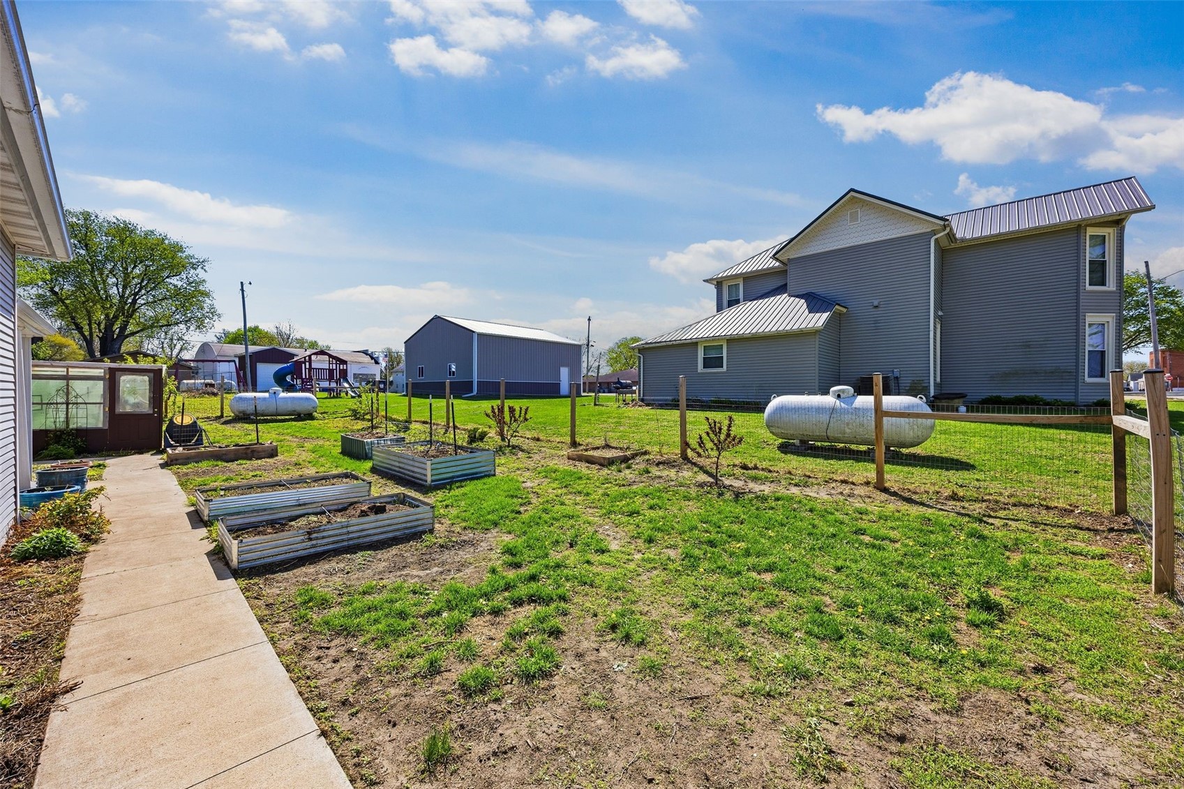 204 N Main Street Crawfordsville IA 52621