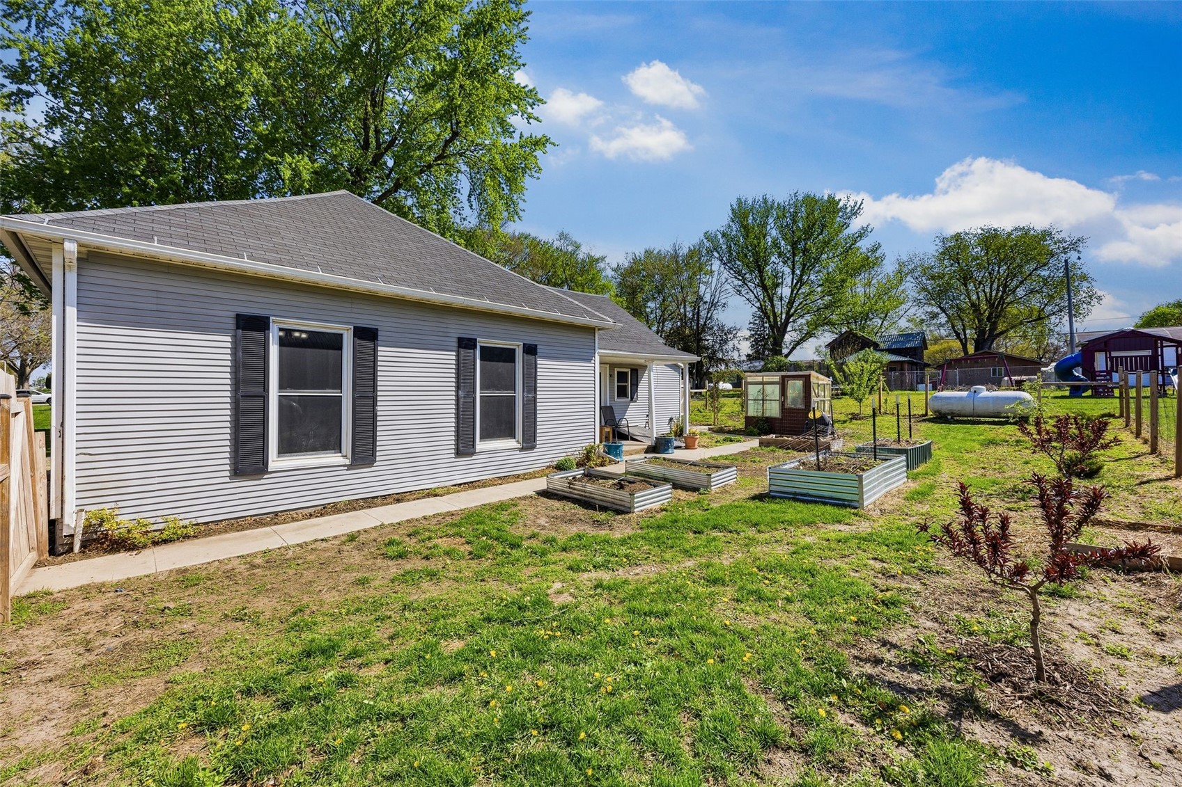 204 N Main Street Crawfordsville IA 52621