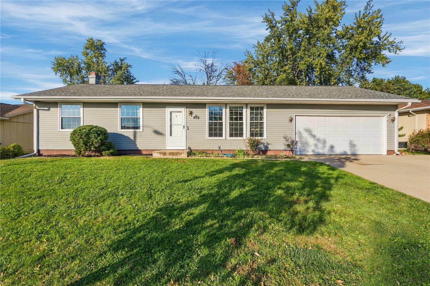 1516 Cottonwood Lane NE Cedar Rapids IA 52402