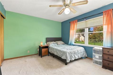 1516 Cottonwood Lane NE Cedar Rapids IA 52402
