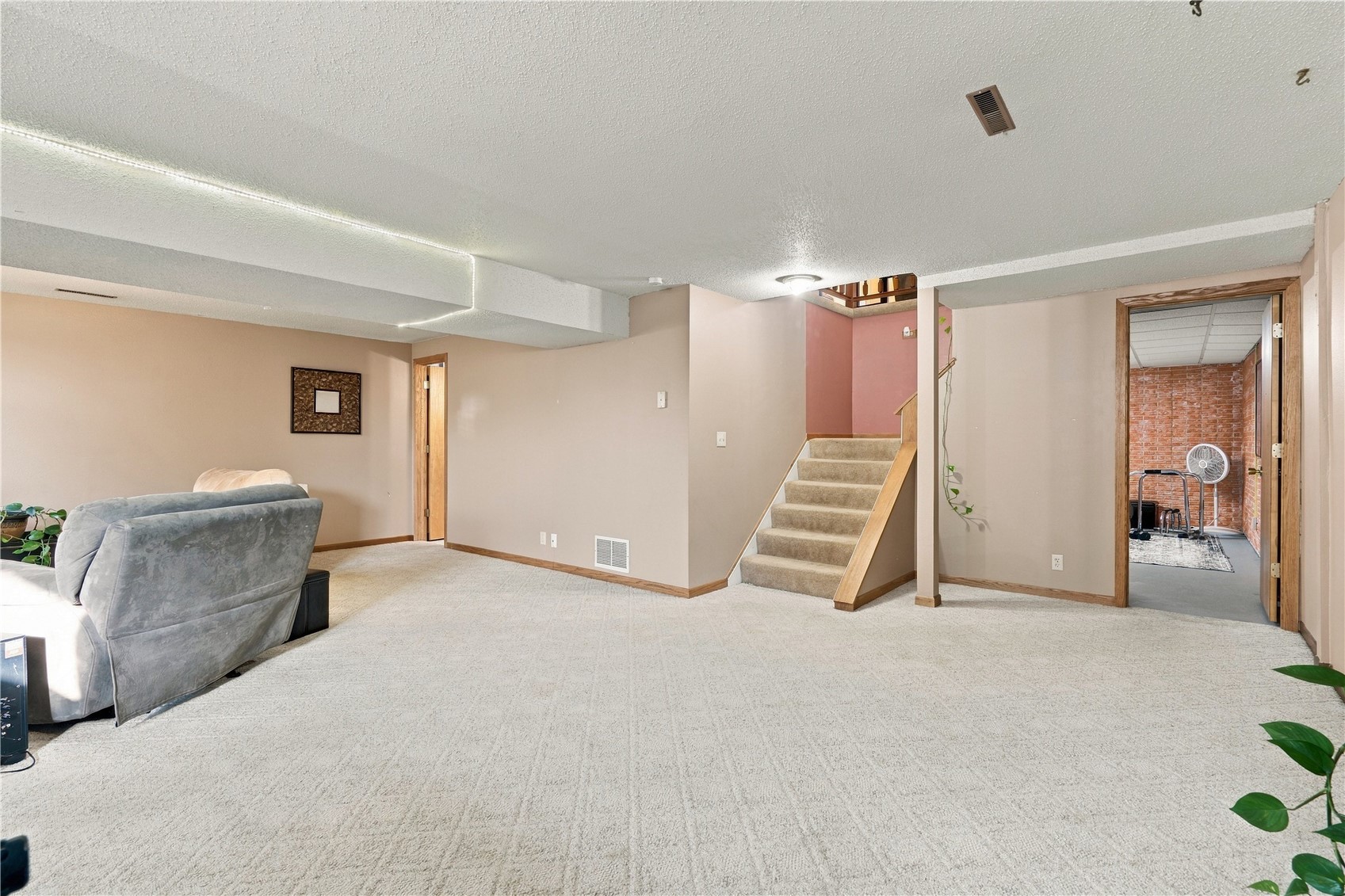 1516 Cottonwood Lane NE Cedar Rapids IA 52402