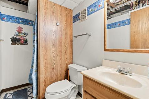 1516 Cottonwood Lane NE Cedar Rapids IA 52402