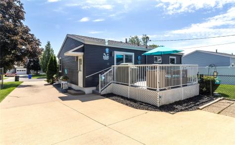 184 Carter Street NW Cedar Rapids IA 52405