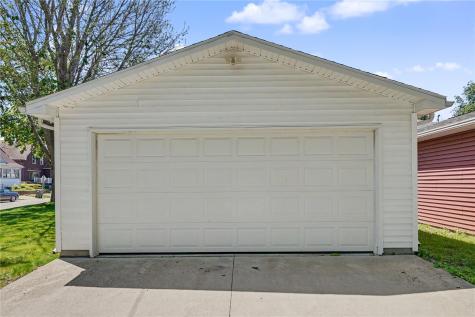 100 Home Park Boulevard Waterloo IA 50701