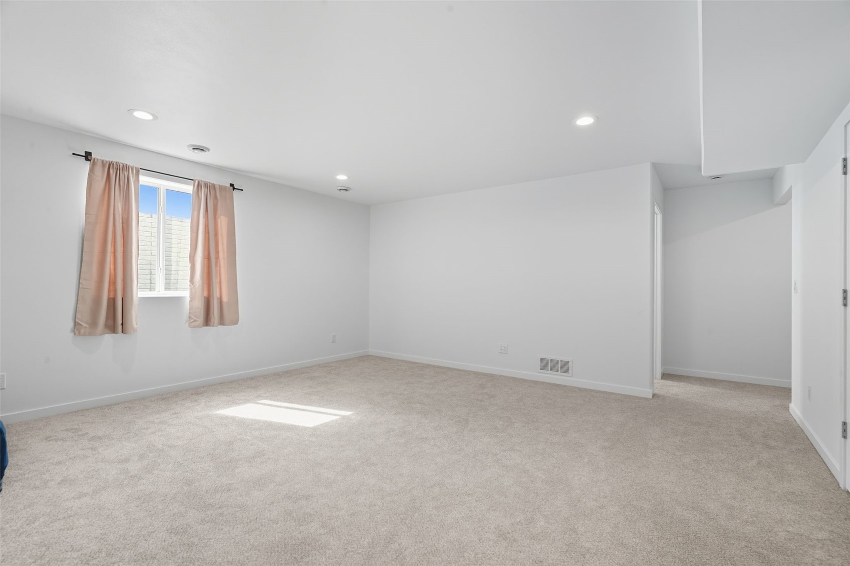 4937 Dostal Court SW Cedar Rapids IA 52404
