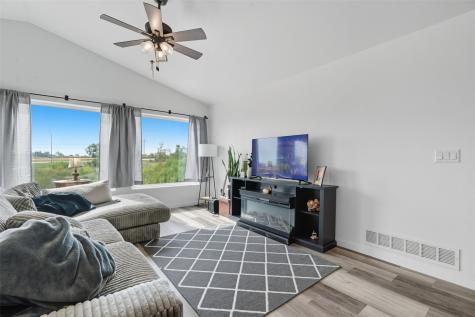4937 Dostal Court SW Cedar Rapids IA 52404