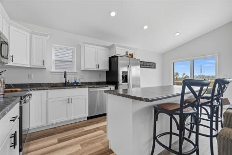 4937 Dostal Court SW Cedar Rapids IA 52404