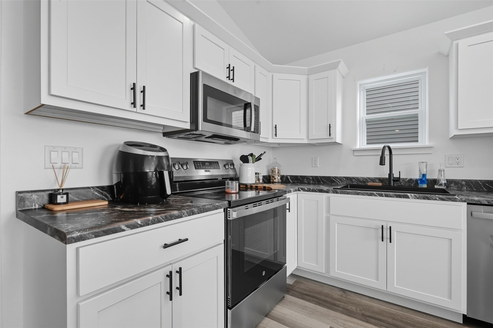 4937 Dostal Court SW Cedar Rapids IA 52404
