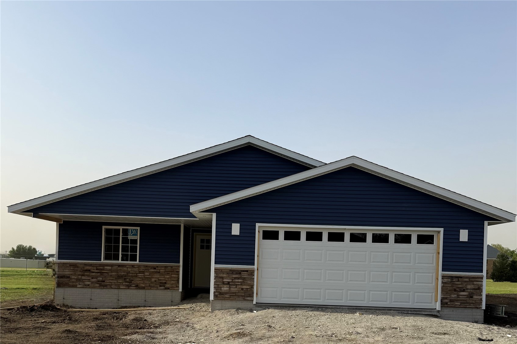 913 W 13th Vinton IA 52349