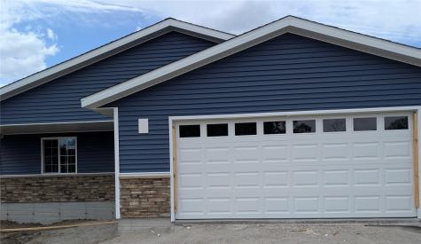 913 W 13th Vinton IA 52349